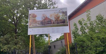 Bauschild an der Realschule
